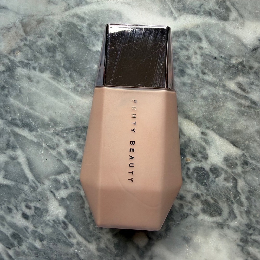 Fenty Beauty Eaze Drop'lit All-Over Glow Enhancer Pink Pearl